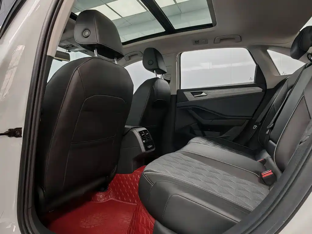 Volkswagen Sagitar — миниатюра 5