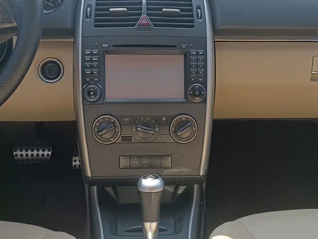 Mercedes-Benz B-Class — миниатюра 13