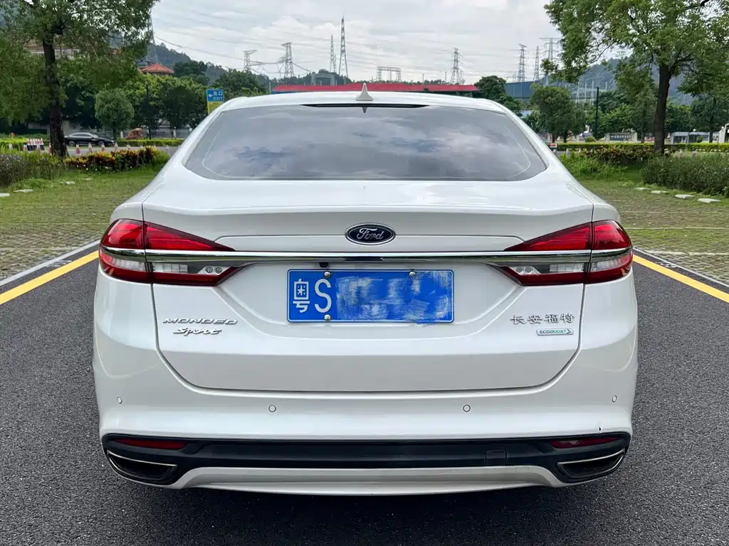 Ford Mondeo — миниатюра 3