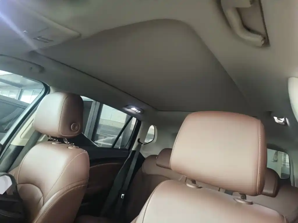 Buick Envision Plus — миниатюра 18