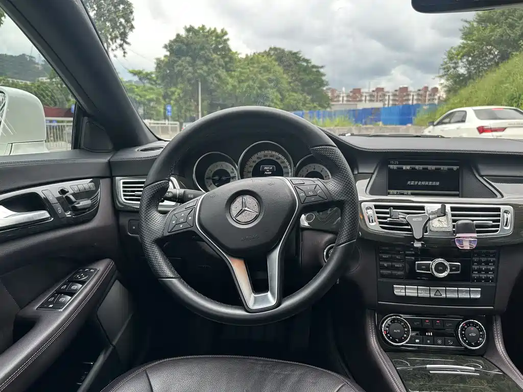 Mercedes-Benz CLS 2012 CLS 300 CGI