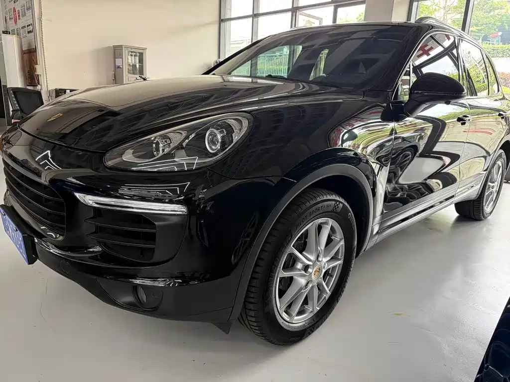Porsche Cayenne 2016 Cayenne Platinum Edition 3.0T
