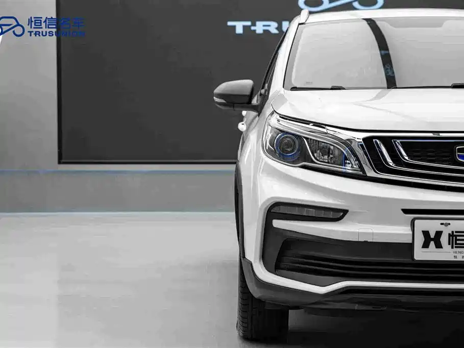 Geely Vision X3 — миниатюра 8