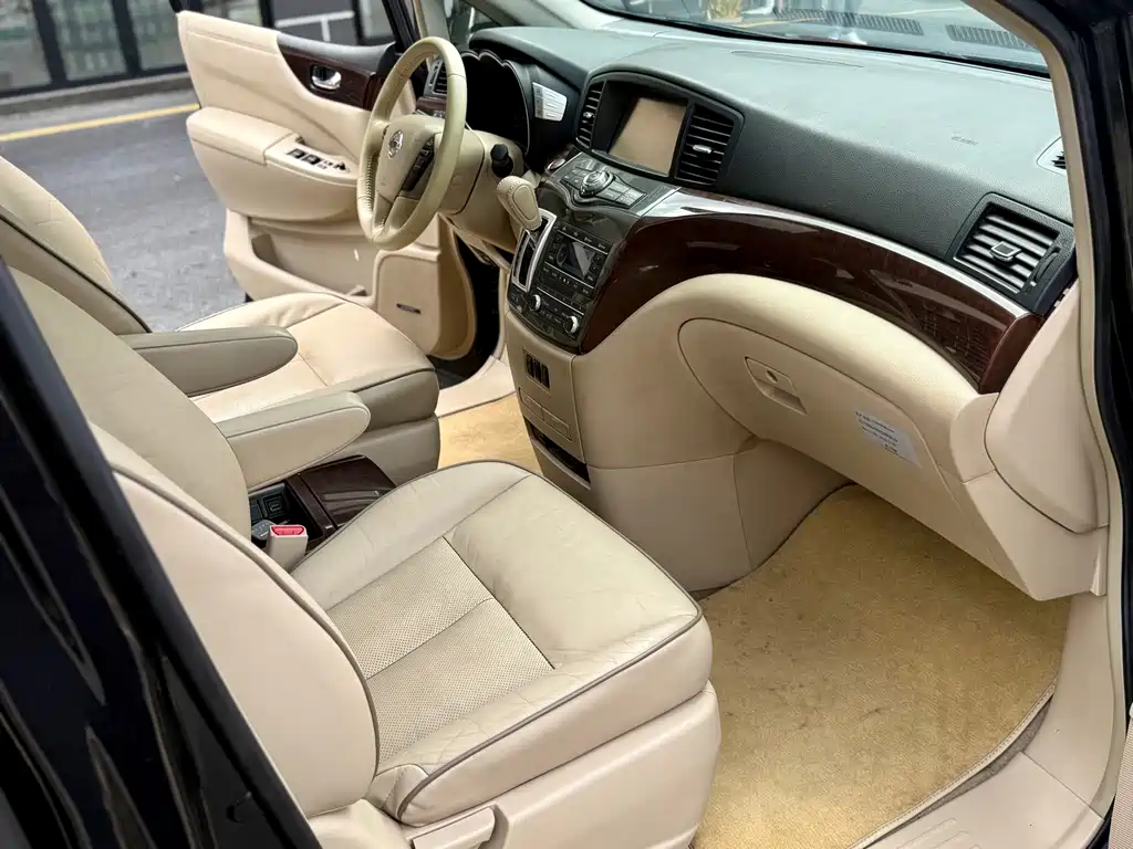 Nissan Quest — миниатюра 18
