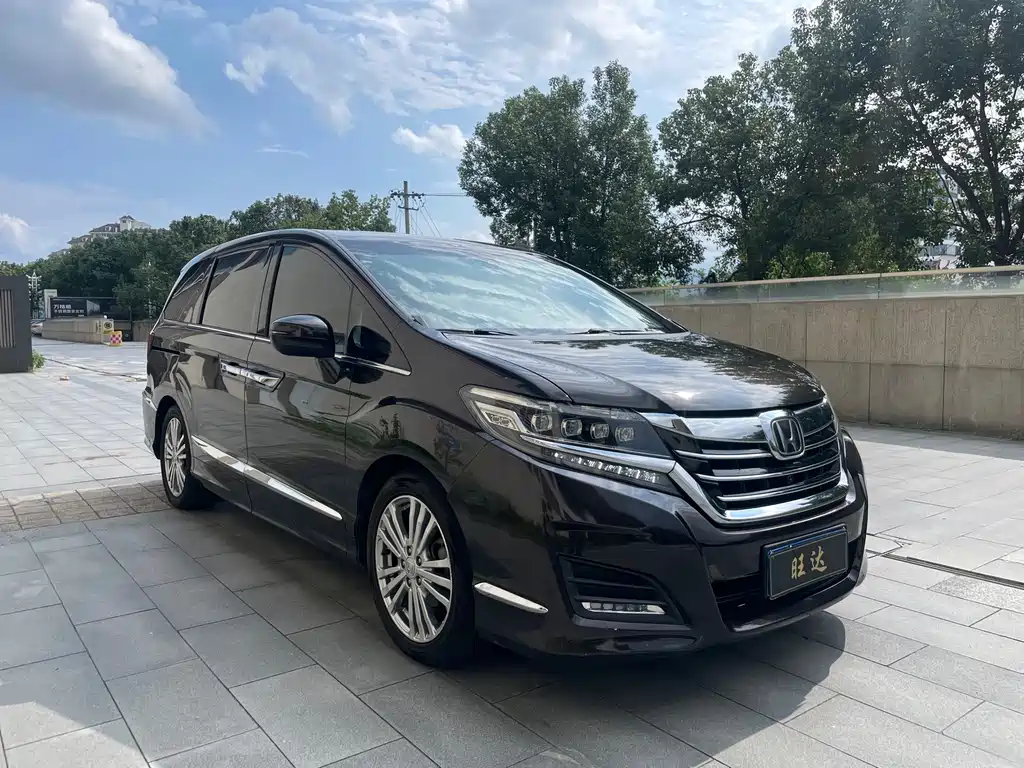 Honda Elysion — миниатюра 2
