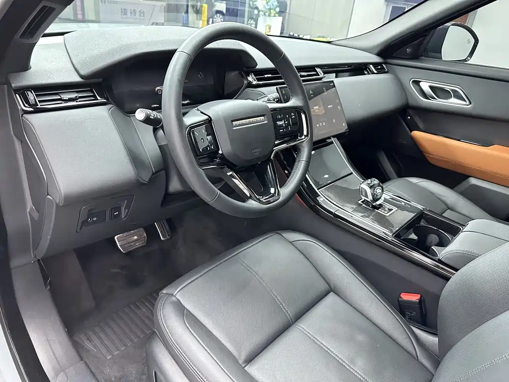 Land Rover Range Rover Velar 2024 Dynamic SE