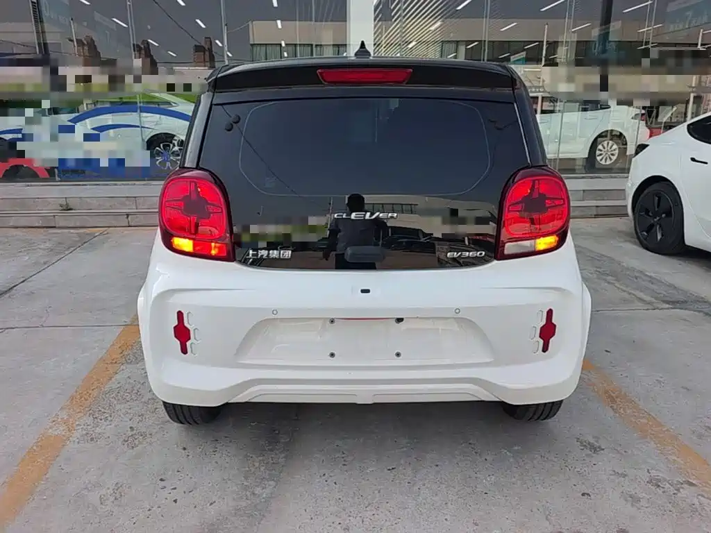 Roewe Clever — миниатюра 6