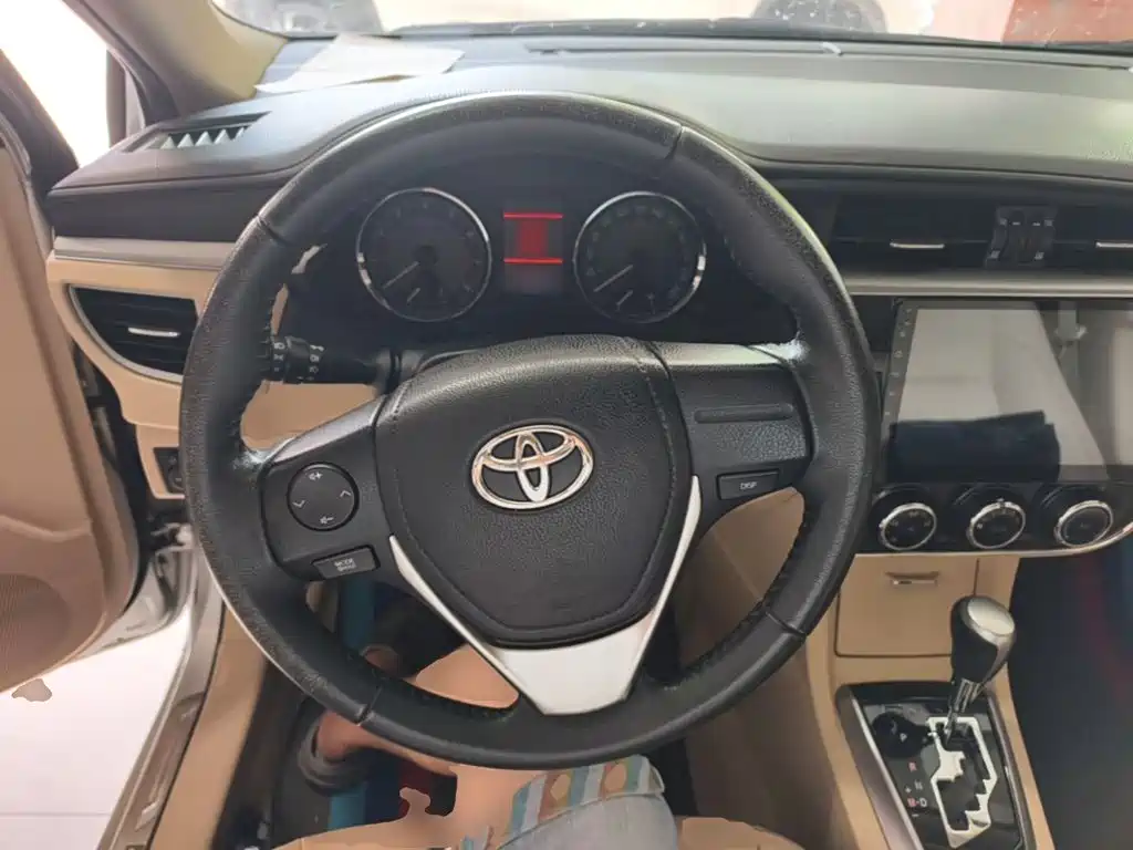 Toyota Corolla — миниатюра 11