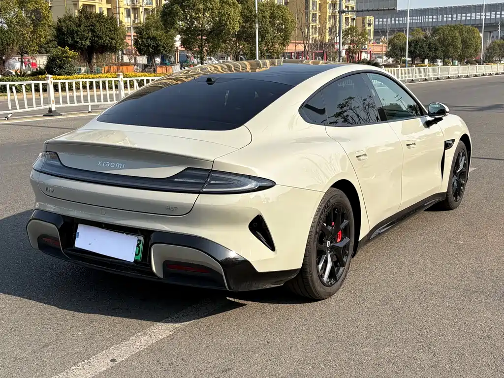 XIAOMI CAR XIAOMI SU7