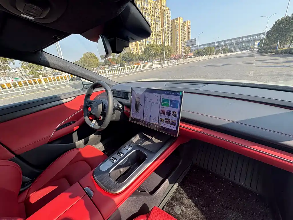 XIAOMI CAR XIAOMI SU7