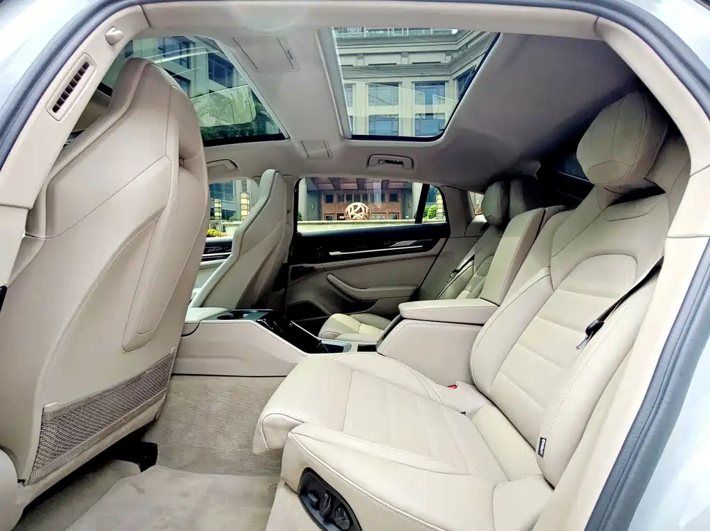 Porsche Panamera — миниатюра 22