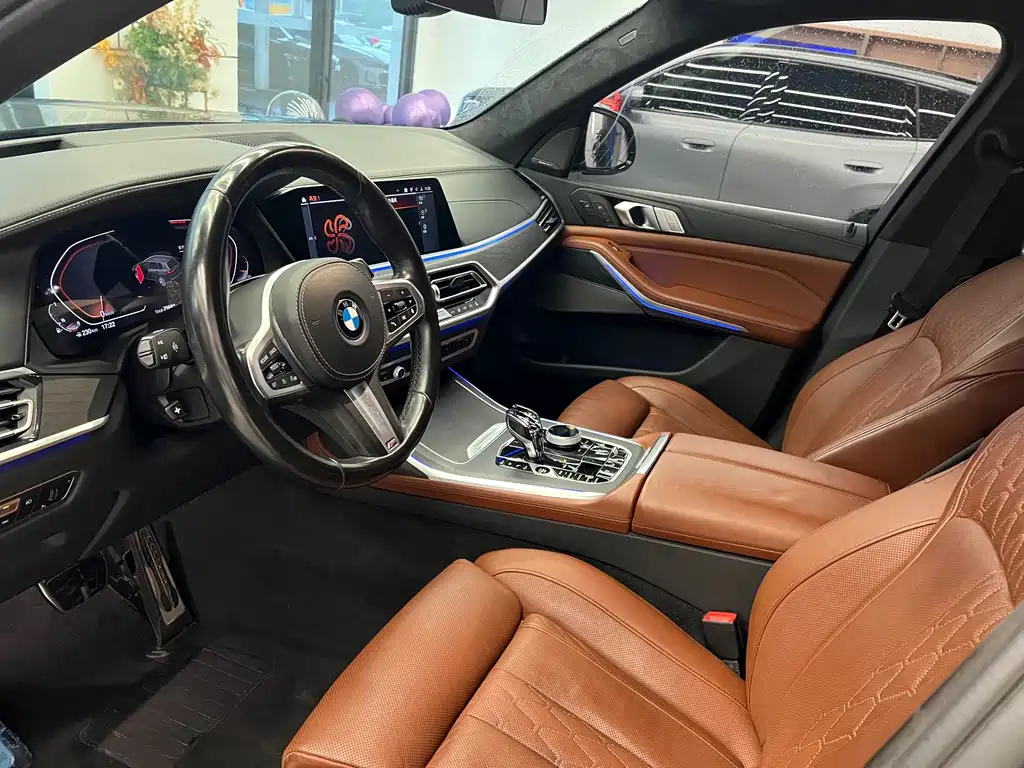 BMW X7 — миниатюра 8