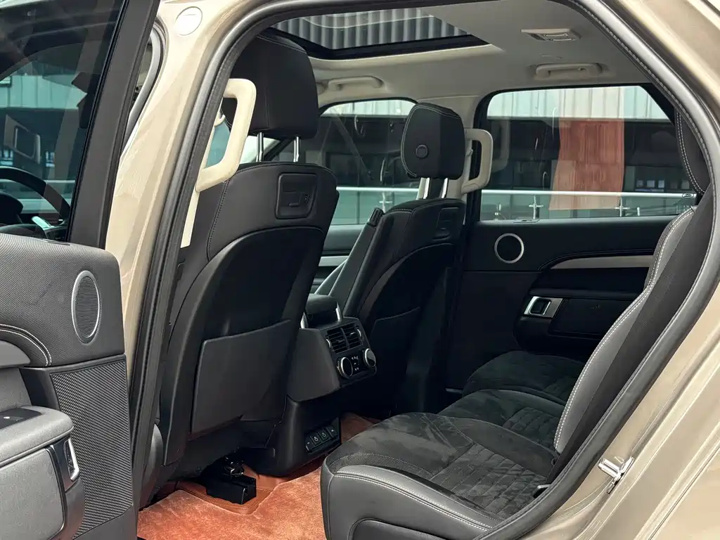 Land Rover Discovery — миниатюра 10
