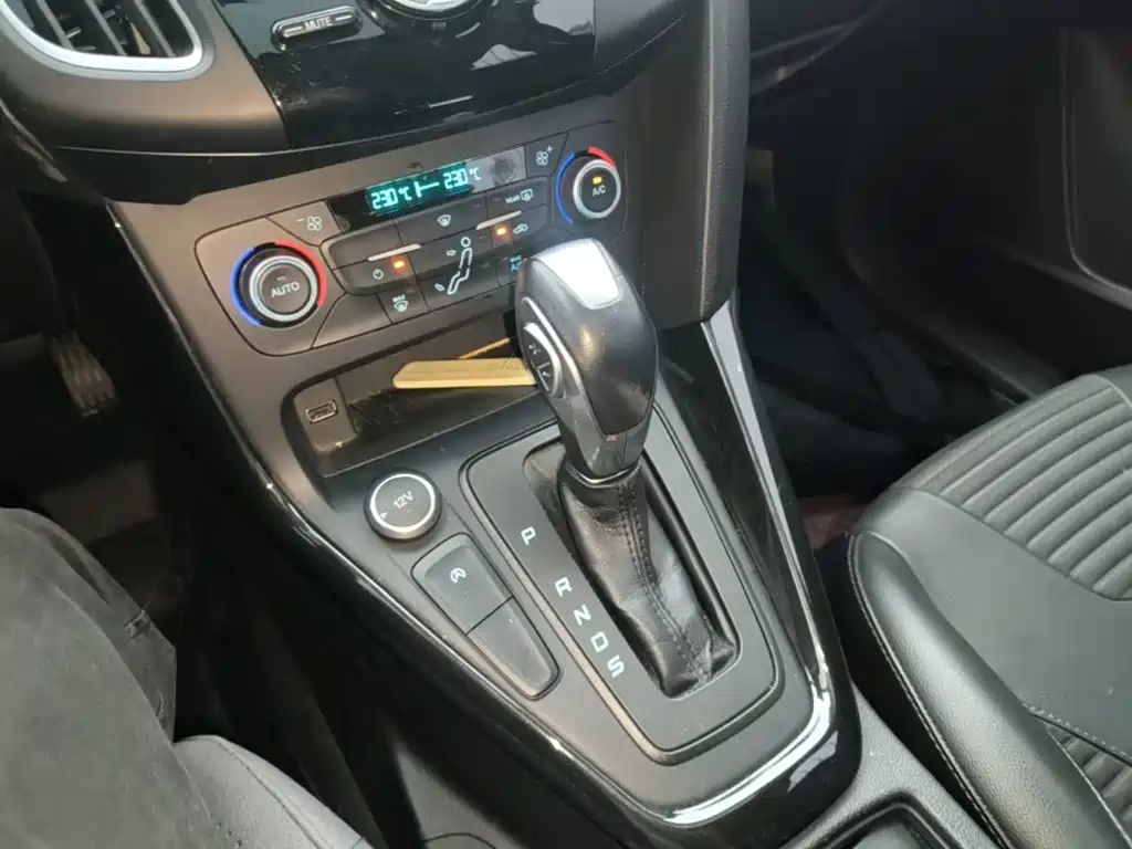 Ford Focus — миниатюра 14