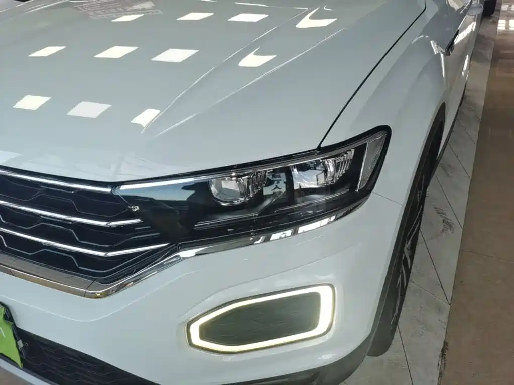 Volkswagen T-Roc — миниатюра 24