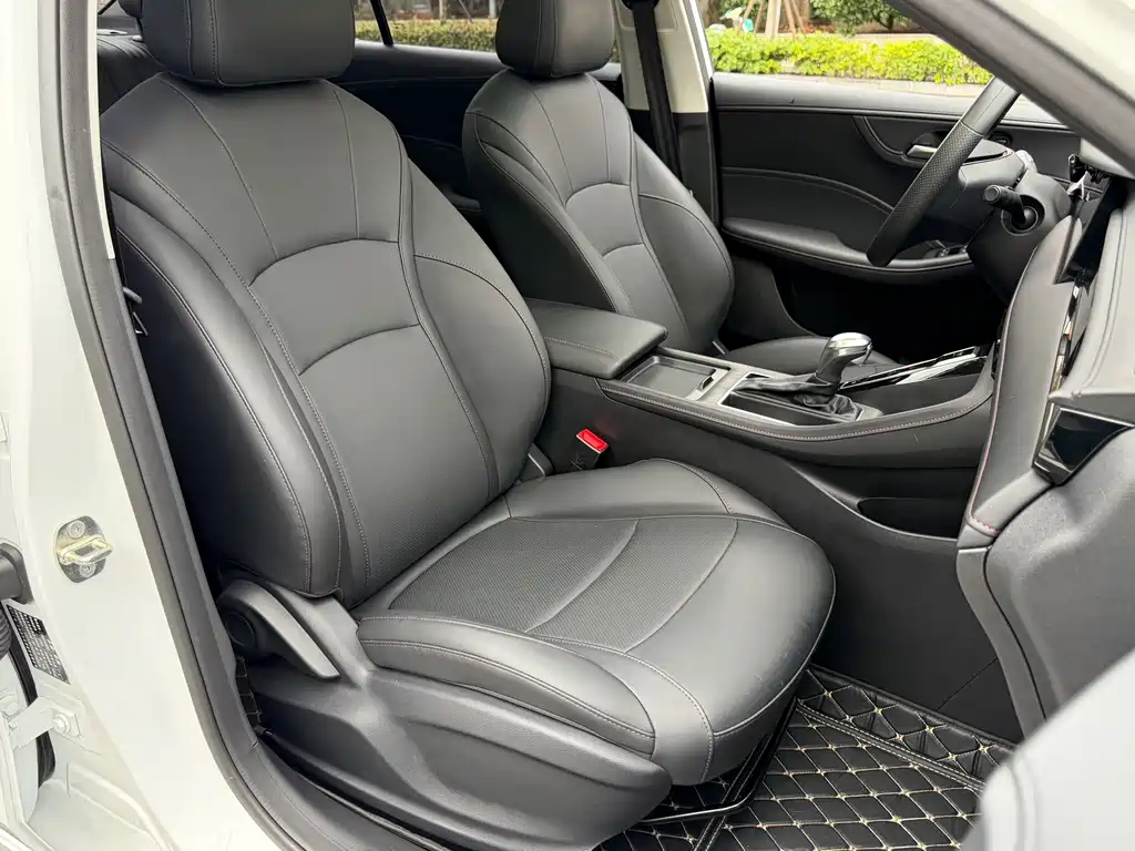 Roewe i5 — миниатюра 10