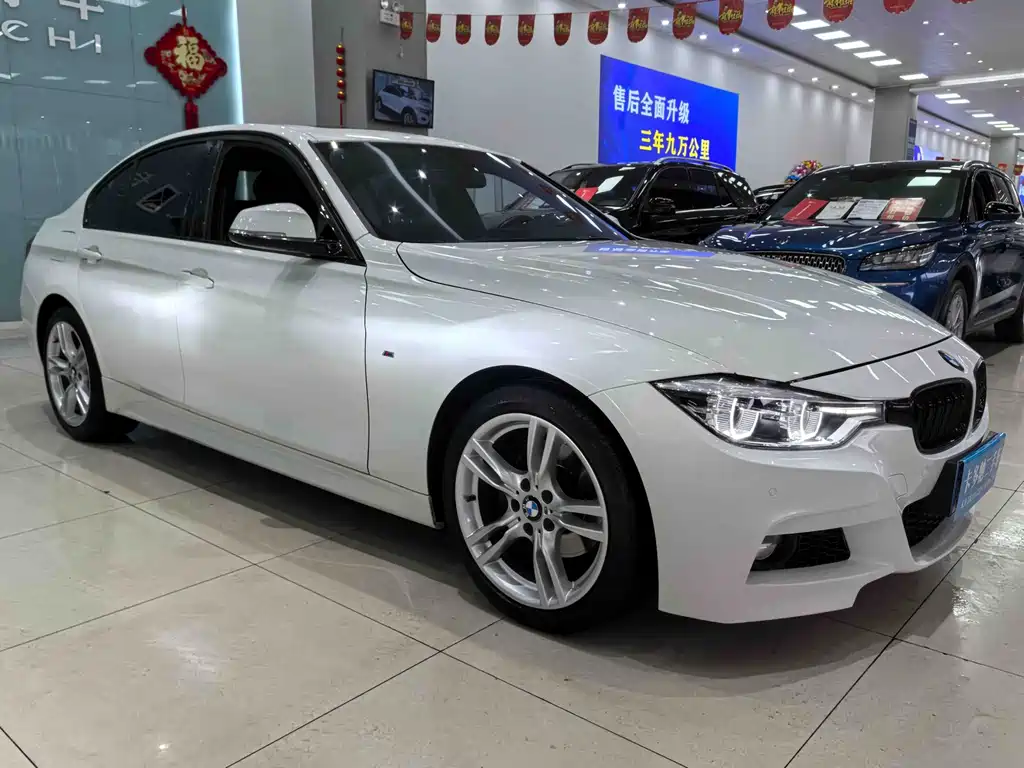 BMW 3 SERIES