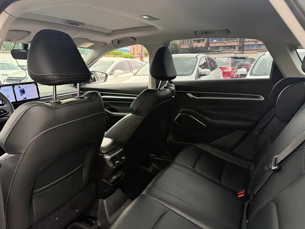 GEELY AUTOMOBILE EMGRAND