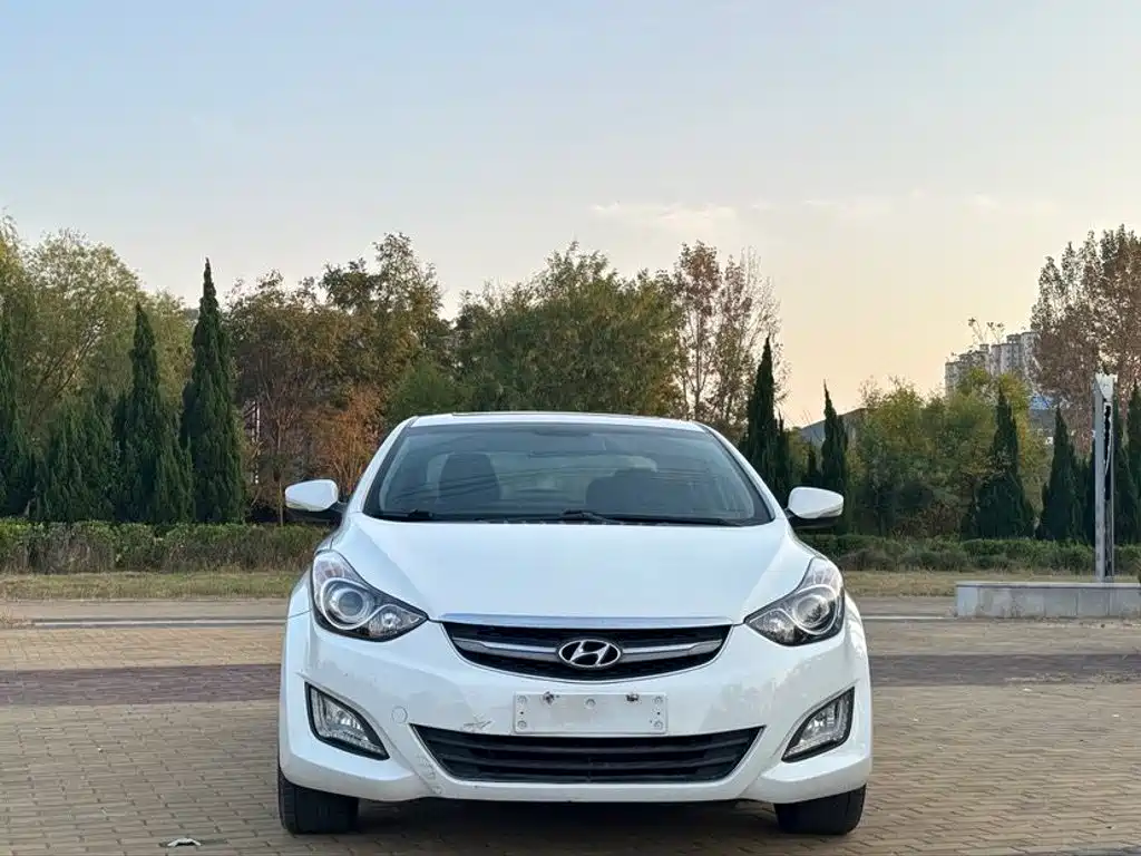 Hyundai Elantra Langdong — миниатюра 2
