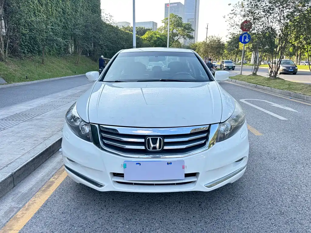 Купить Honda Accord