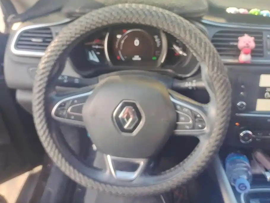 Renault Kadjar — миниатюра 15