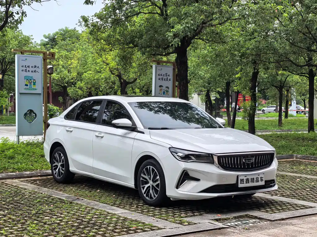 Geely Emgrand — миниатюра 3