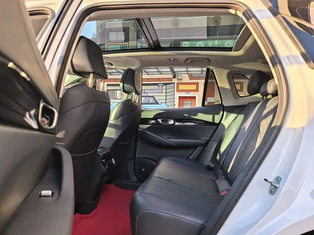 GEELY GALAXY GALAXY E5