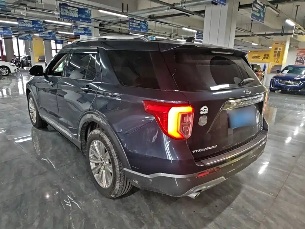 Ford Explorer — миниатюра 5