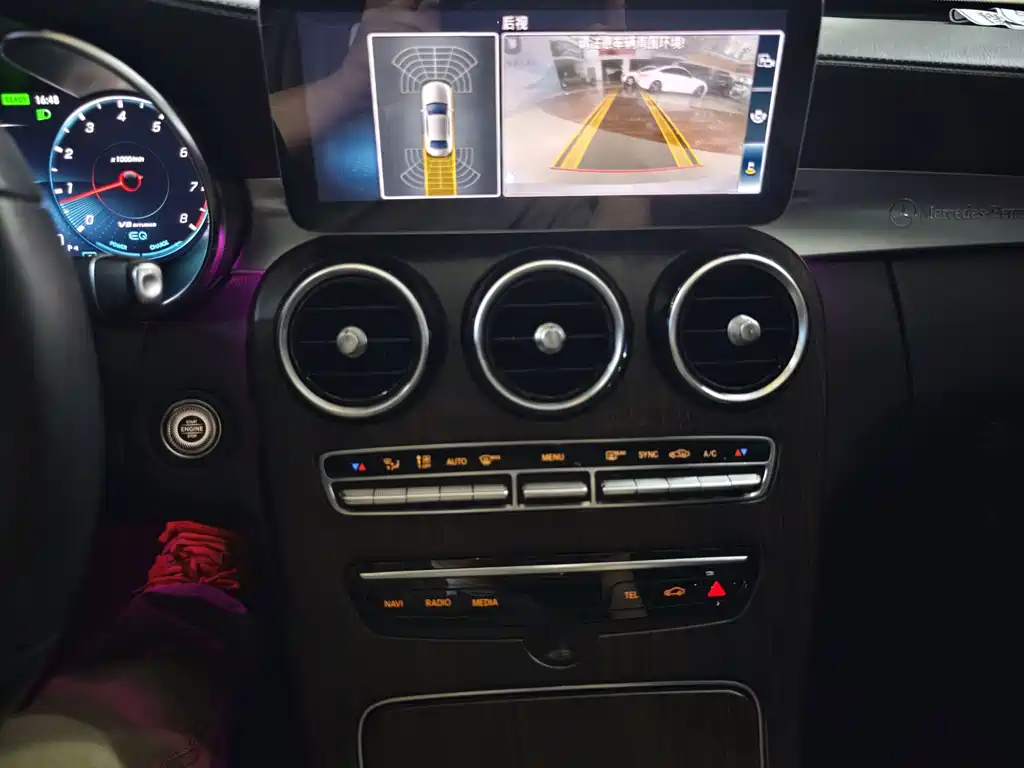 Mercedes-Benz C-Class — миниатюра 14