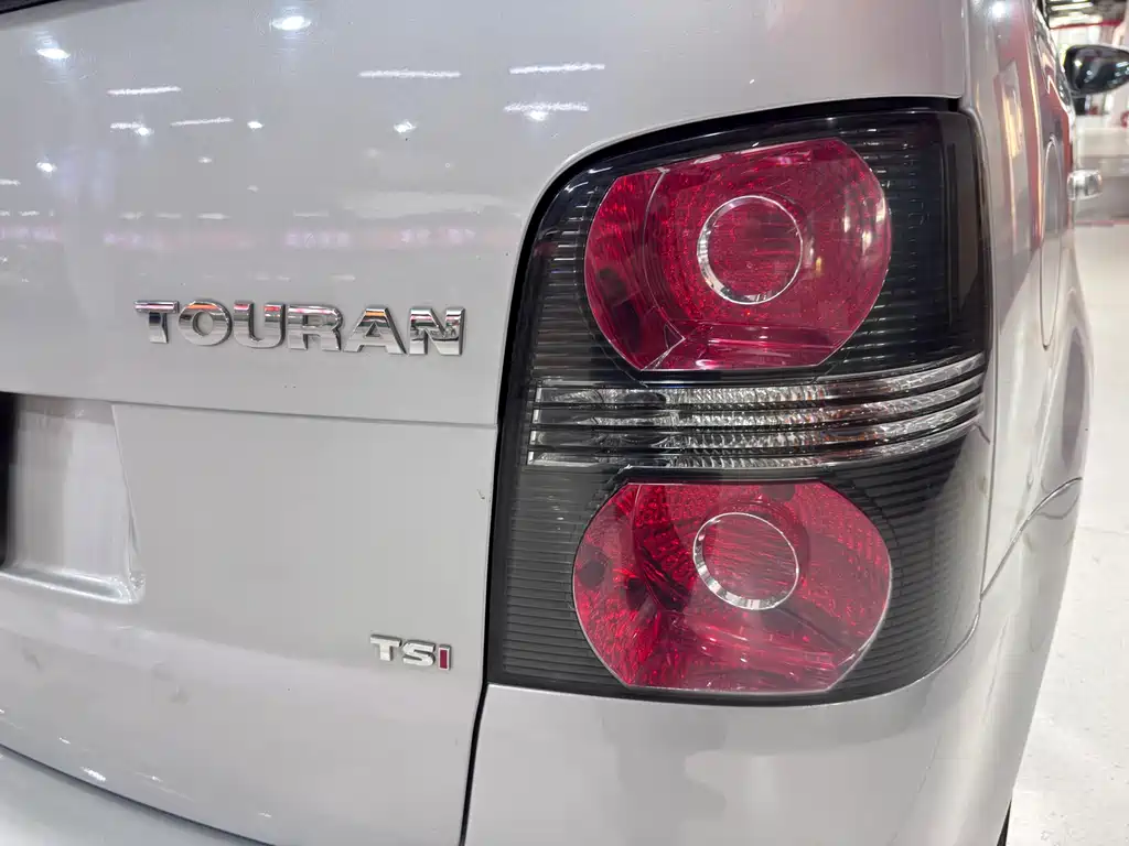 Volkswagen Touran — миниатюра 19