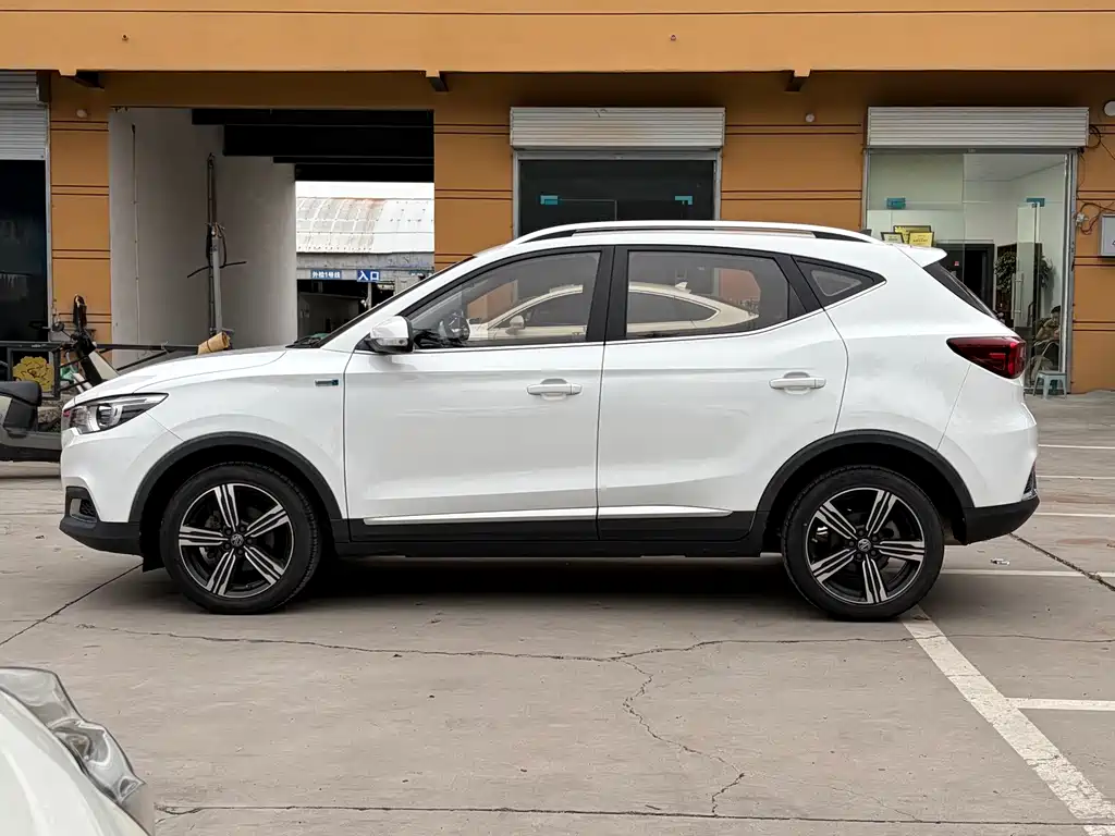 MG ZS — миниатюра 15