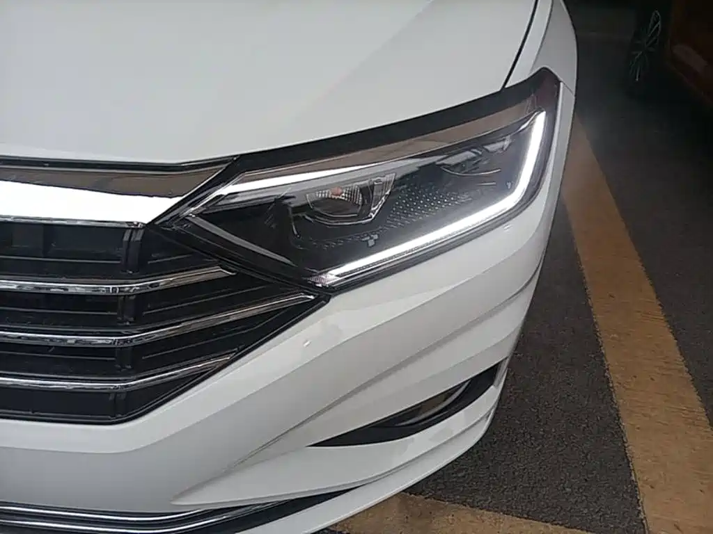 Volkswagen Sagitar — миниатюра 24