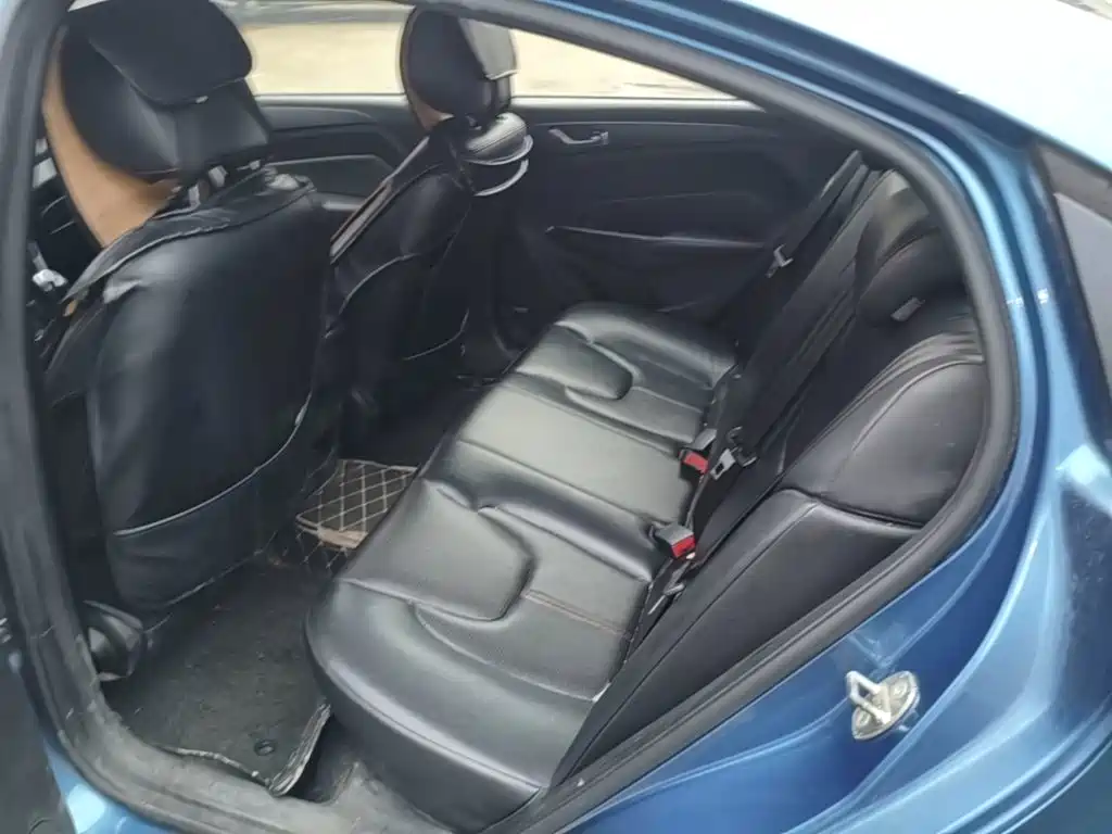 Chery Arrizo 5 — миниатюра 17