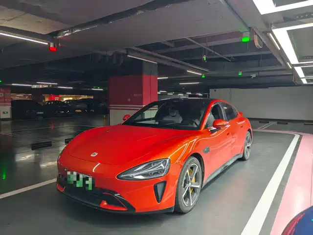 XIAOMI CAR XIAOMI SU7 2025