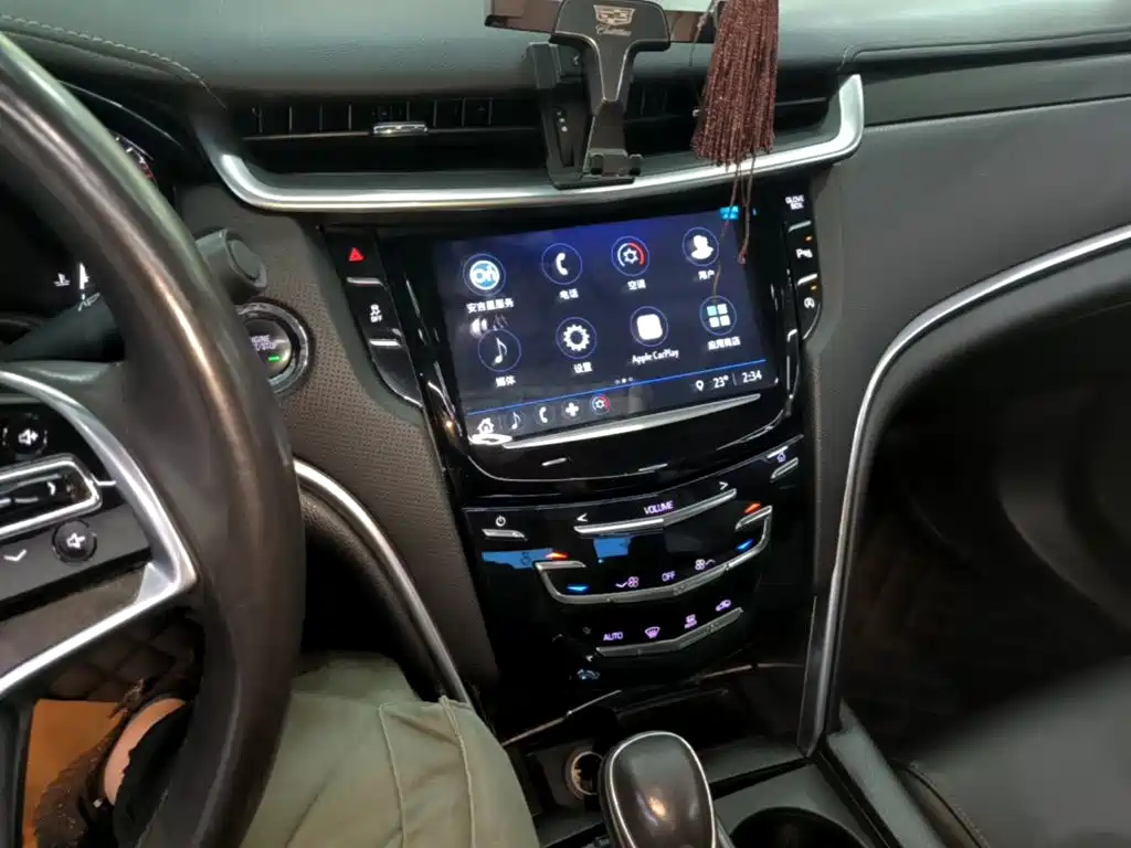 Cadillac XTS — миниатюра 13