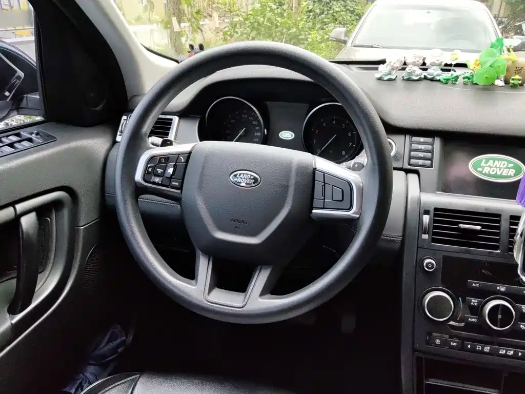 Land Rover Discovery Sport — миниатюра 6