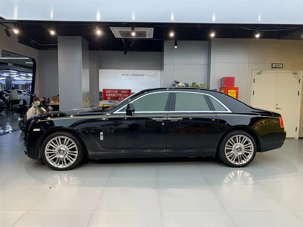 Rolls-Royce Ghost 2010 6.6T Standard
