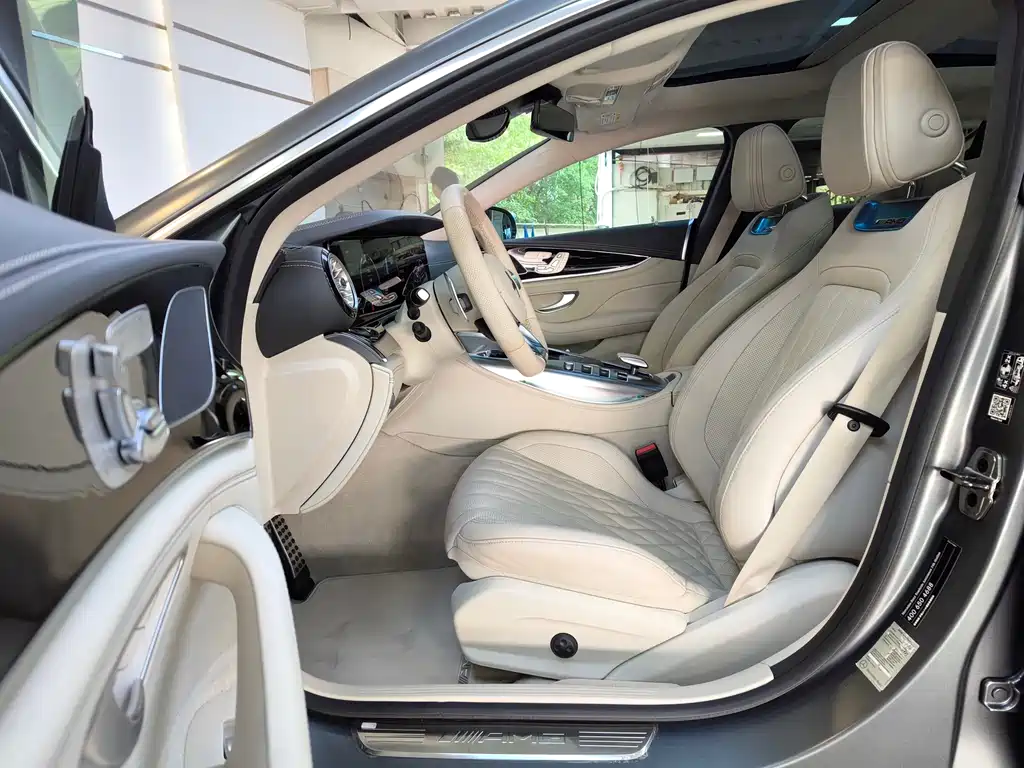 MERCEDES-BENZ AMG GT