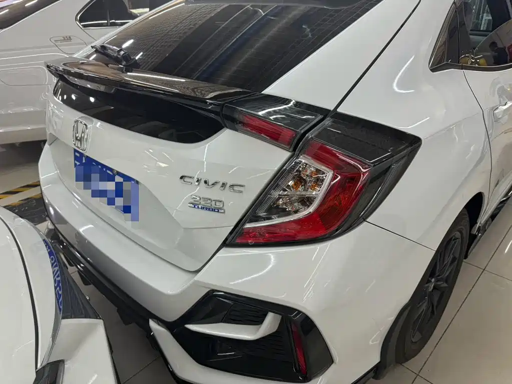 Honda Civic — миниатюра 8