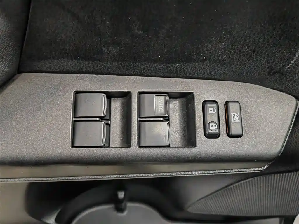 Toyota RAV4 2016 2.0L CVT V