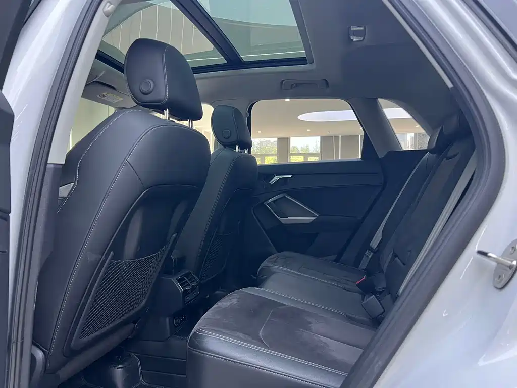 Audi Q3 — миниатюра 14