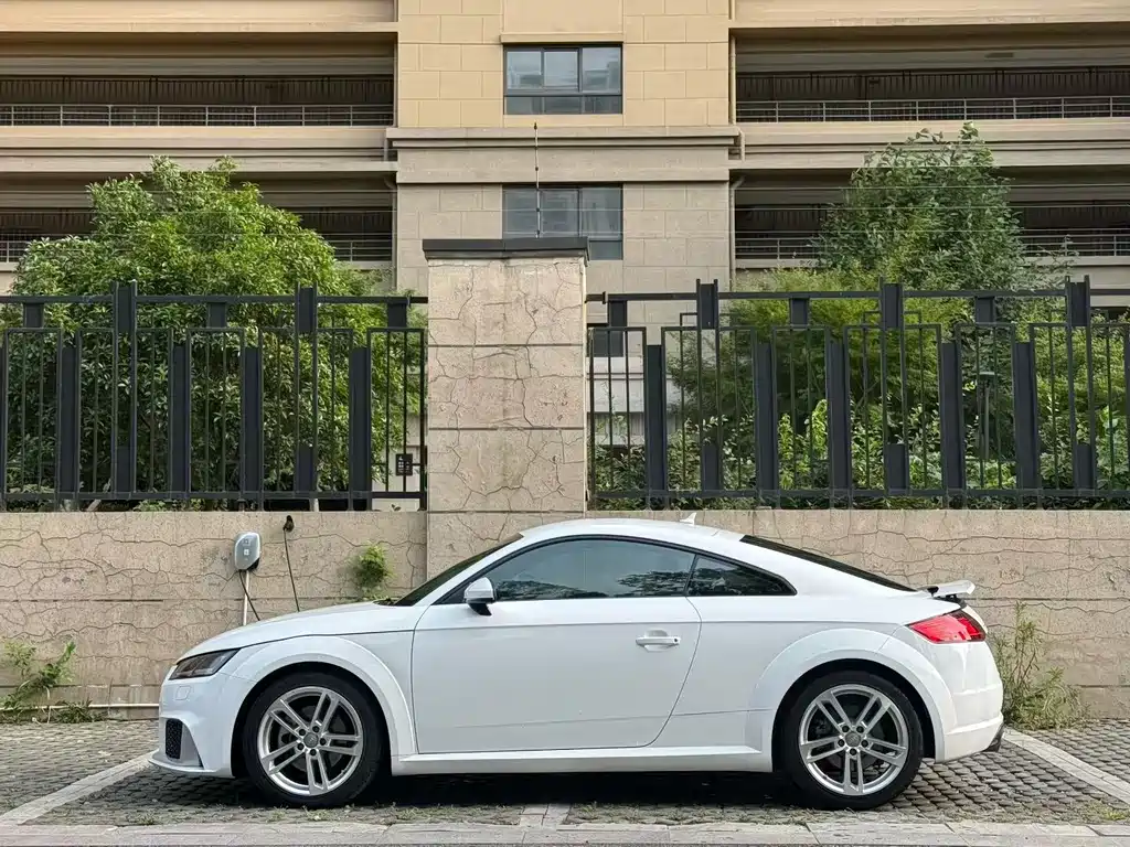 Audi TT 2015 TT Coupe 45 TFSI