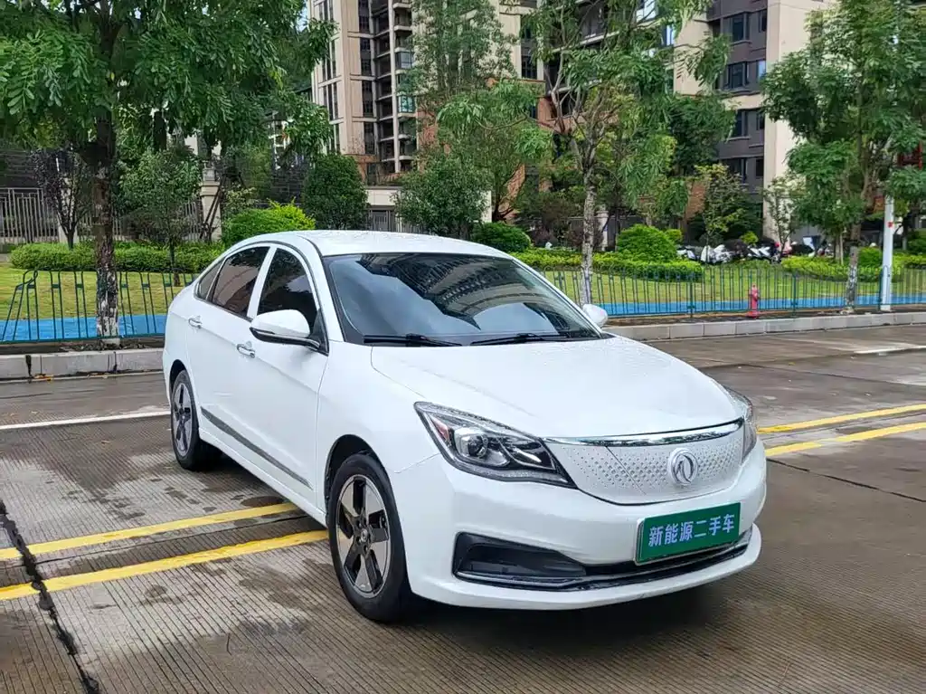 Dongfeng E70 2021 500 Pro