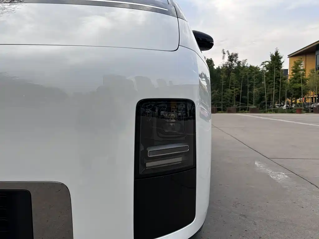 Li Auto Li MEGA — миниатюра 8