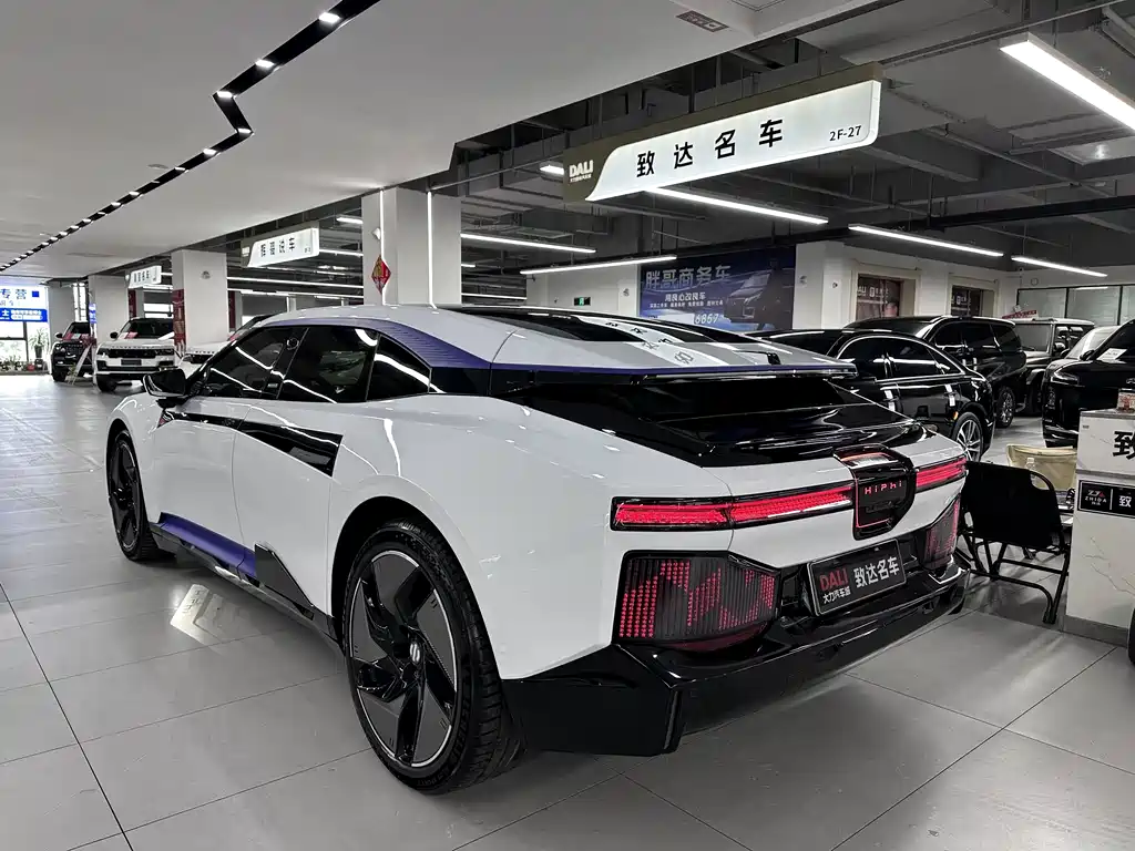 HiPhi HiPhi Z 2023 мест