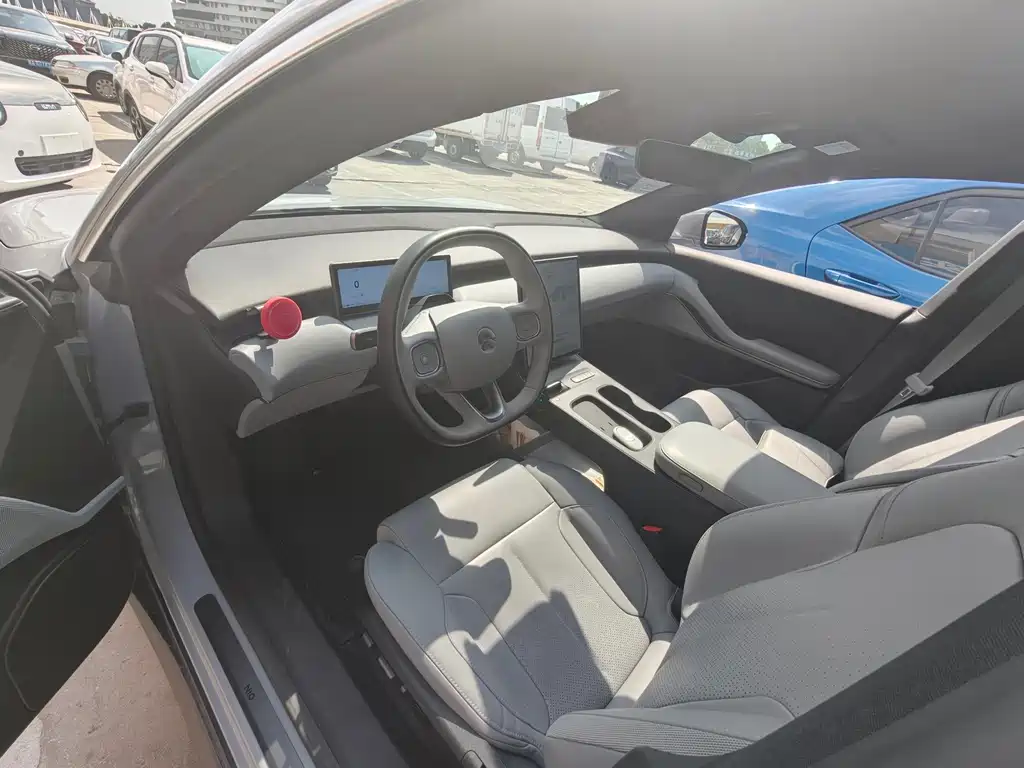 NIO ET5T — миниатюра 4