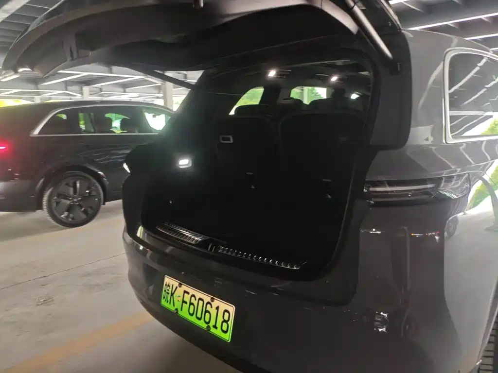 Li Auto Li L8 — миниатюра 5