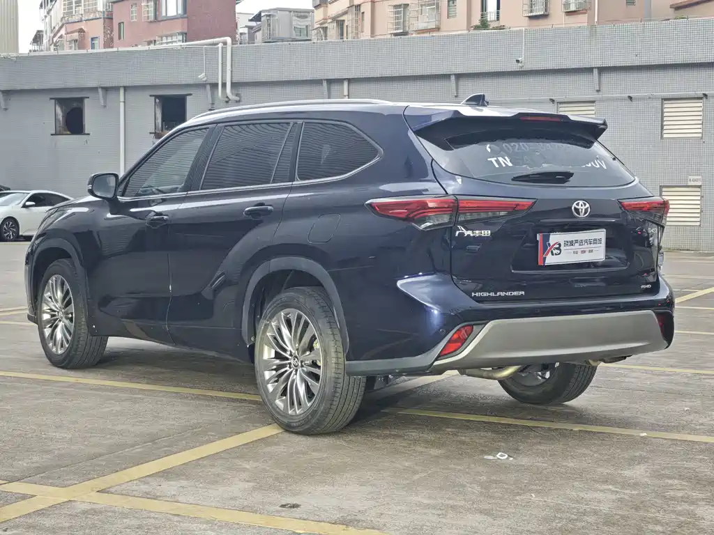 Toyota Highlander — миниатюра 7