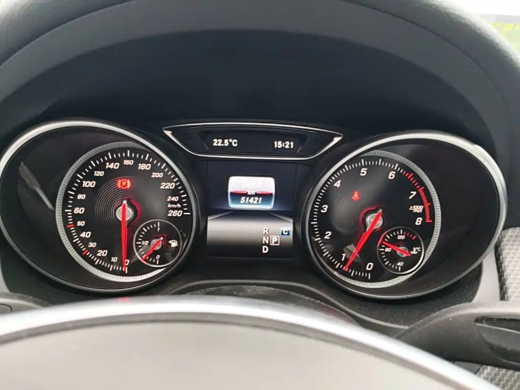 Mercedes-Benz GLA — миниатюра 12