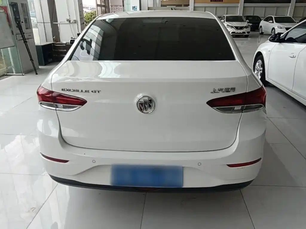 Buick Excelle — миниатюра 6